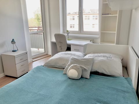 Bed, Bedroom