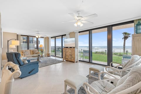 Sunrise 109 House in Edgewater