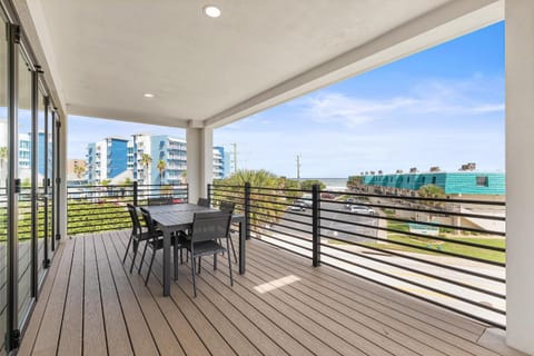 Sea View Play House in New Smyrna Beach