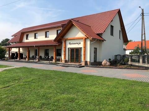 Property building, Garden, Garden view