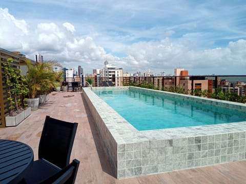 Pool view, Swimming pool, sunbed
