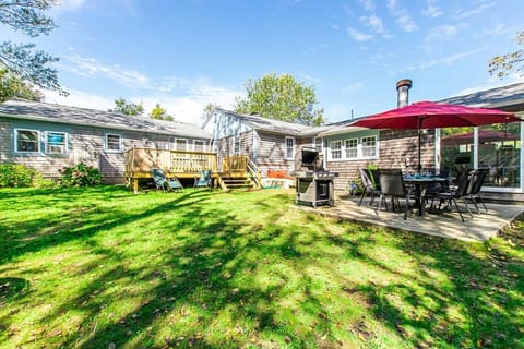100 Ft to Skaket Beach House in Orleans
