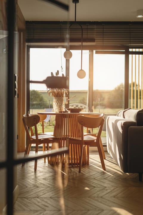 Patio, Natural landscape, View (from property/room), Balcony/Terrace, Seating area, Bedroom