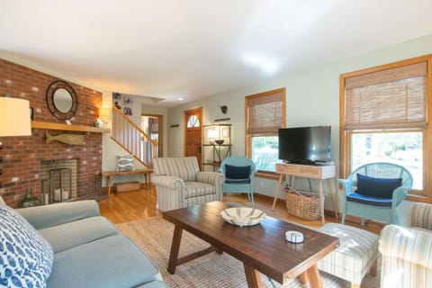 Central AC Close to Nauset Beach House in East Orleans