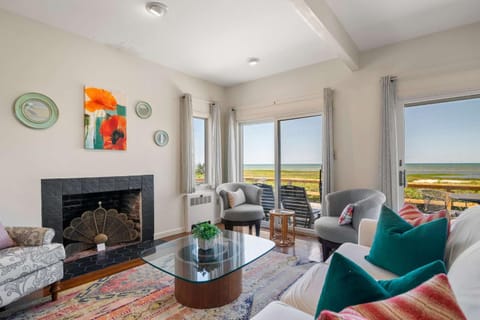 Waterfront on Cape Cod Bay House in Orleans