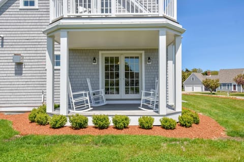 Spacious Game Room Close to Nauset Beach House in Orleans