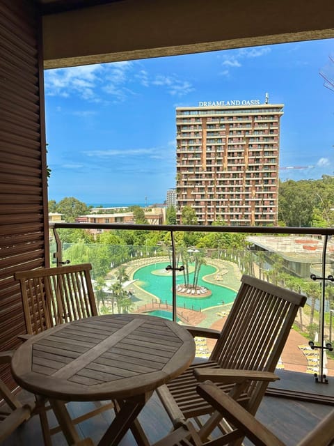 Property building, Patio, Day, View (from property/room), Balcony/Terrace, Pool view, Swimming pool, sunbed