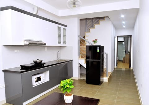 Kitchen or kitchenette, Communal kitchen, minibar, oven, pet friendly, stove, stove, kitchen, kitchen