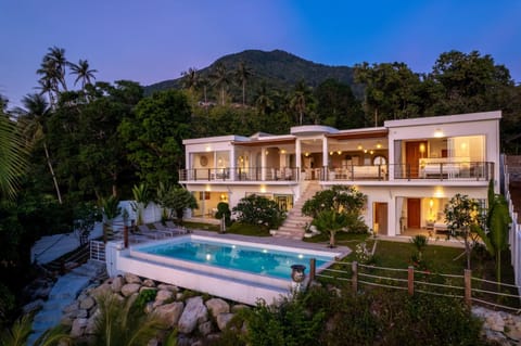 Property building, Natural landscape, Pool view, Swimming pool