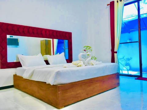 Bed, Photo of the whole room, Bedroom, Pool view, Swimming pool