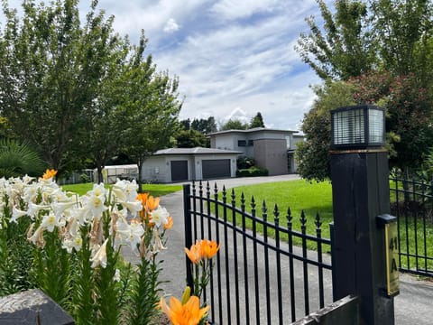 Tamahere Lifestyle Bed and Breakfast in Hamilton