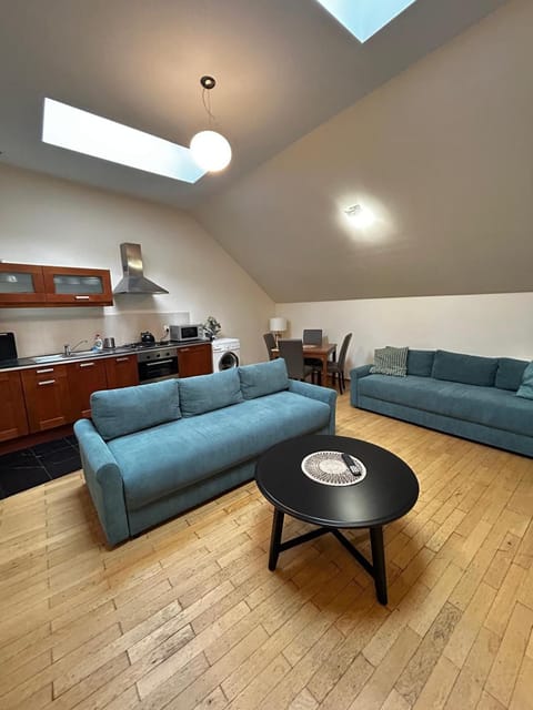 Kitchen or kitchenette, Living room, Seating area