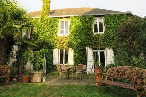 Garden, Internal: Not applicable to any particular room