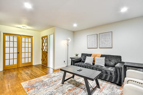 Modern Home with Spacious Yard in Beaverton! House in Beaverton