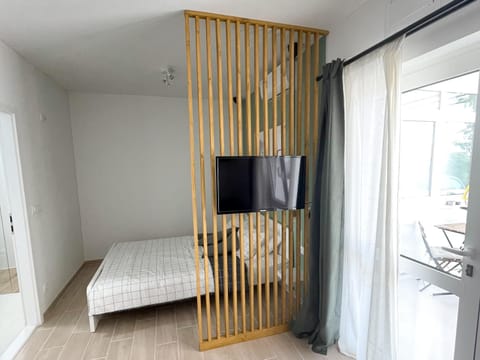 Modern studio overlooking downtown Apartment in Makarska