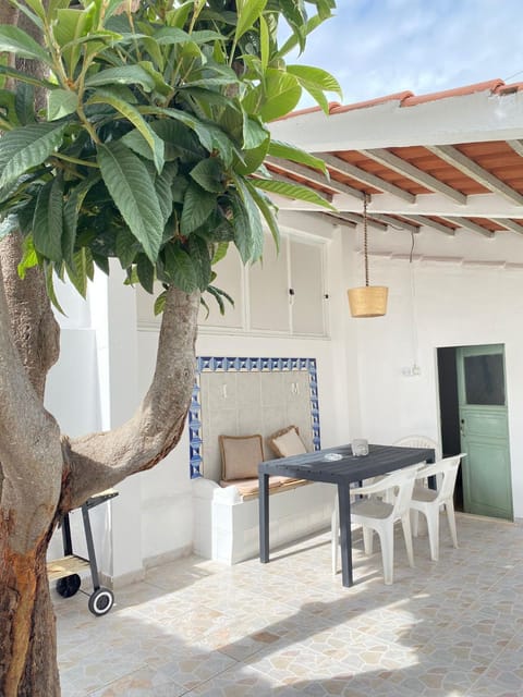 Garden, Dining area, Garden view
