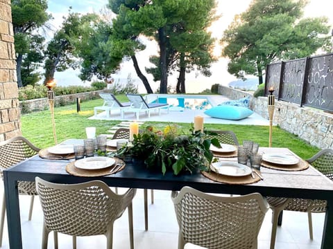 Patio, Day, Dining area, Pool view, Swimming pool