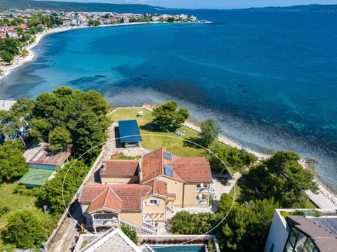 Property building, Day, Natural landscape, Bird's eye view, Beach