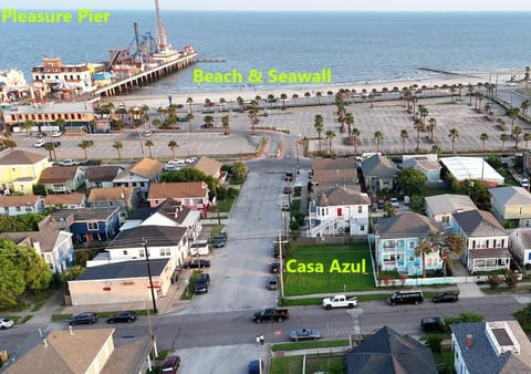 Nearby landmark, Restaurant/places to eat, Beach, Sunrise, Sunset, laundry