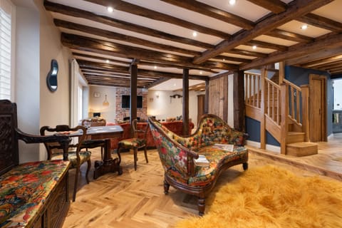 Property building, Living room