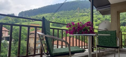 Day, Natural landscape, View (from property/room), Balcony/Terrace