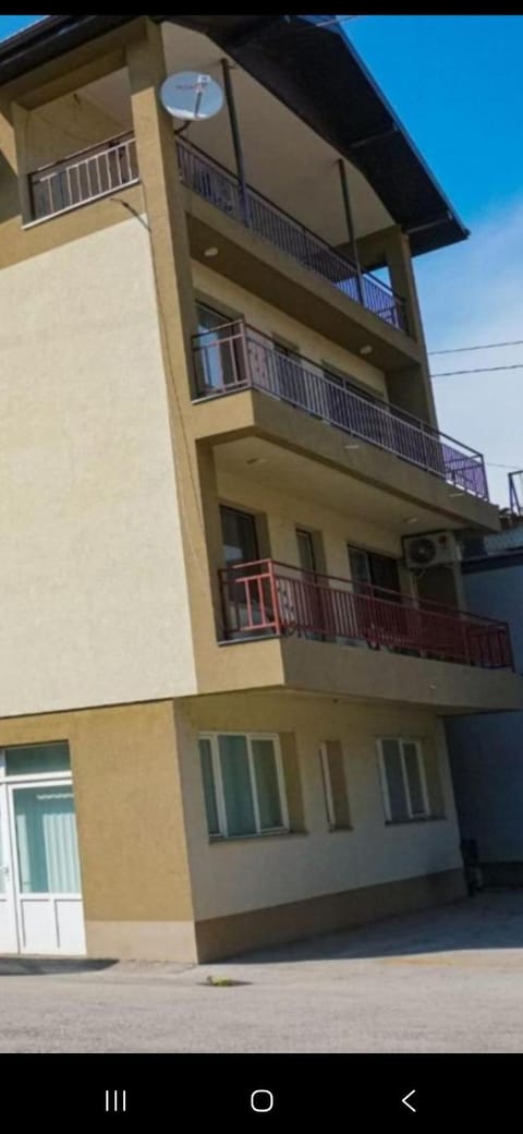 Property building, Day