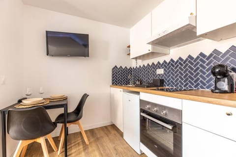 TV and multimedia, Dining area, minibar, pet friendly, stove, kitchen