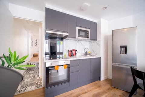 Kitchen or kitchenette, dishwasher, pet friendly, stove