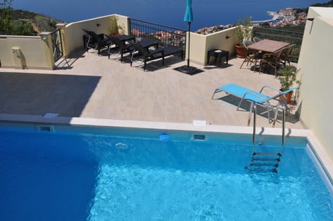 Day, Natural landscape, Summer, View (from property/room), Balcony/Terrace, Pool view, Sea view, Swimming pool, Swimming pool, Sunset, sunbed