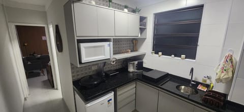 Coffee/tea facilities, Kitchen or kitchenette, minibar, oven, toaster