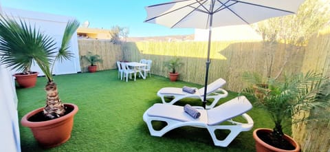 Garden, Balcony/Terrace