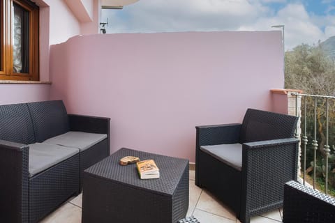 Patio, Day, View (from property/room), Balcony/Terrace