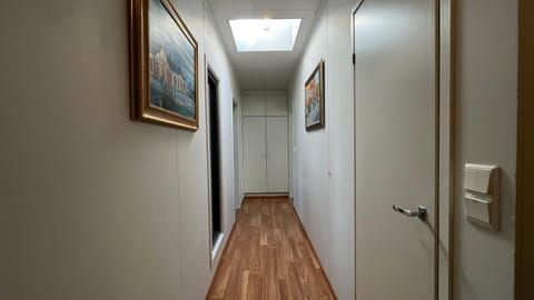 Huoneisto karhujen kaupungissa - Tapanintien Lumo Apartment in Finland