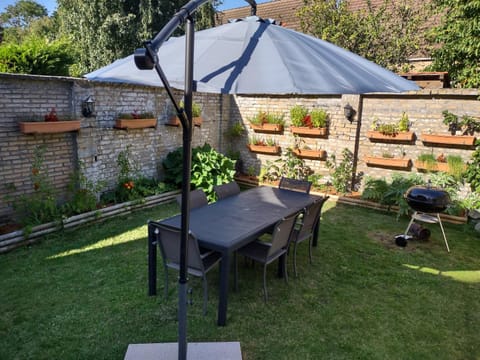 BBQ facilities, Garden