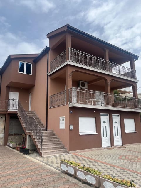 Internal: Not applicable to any particular room