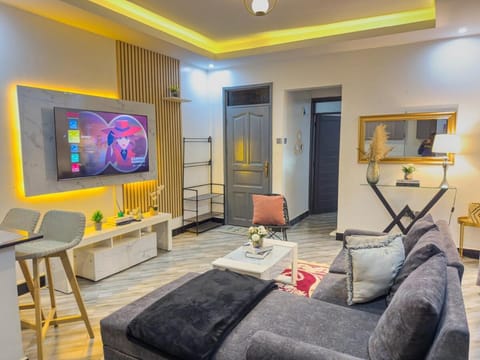 TV and multimedia, Living room, Photo of the whole room, Seating area, Evening entertainment