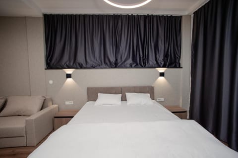 GRIFFON BAR FOOD APARTMENTS Apartment in Municipality of Ohrid, North Macedonia