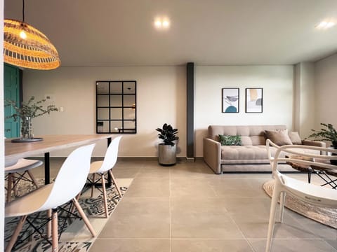 Living room, Dining area