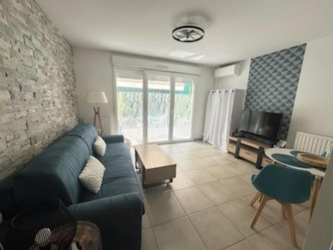 Chez Candie Apartment in 06340 La Trinité, France