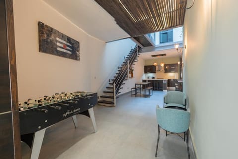 Game Room, Living room, Seating area