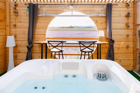 Natural landscape, Hot Tub