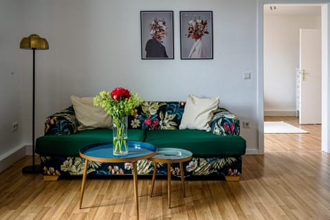 Seating area, Bedroom