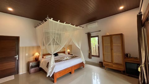 Bed, Photo of the whole room, Bedroom, wardrobe