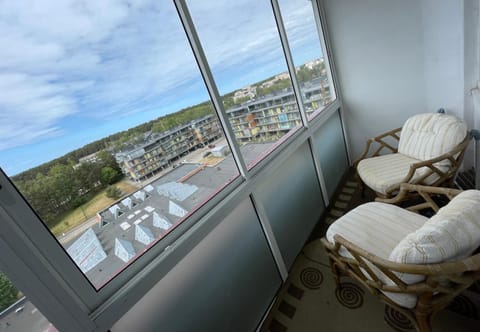 Natural landscape, Balcony/Terrace, Seating area