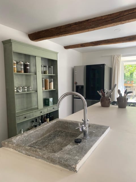 Mas des garrigues House in Provence-Alpes-Côte d'Azur