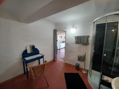 L'HORLOGE Apartment in Aups