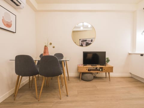 TV and multimedia, air conditioner