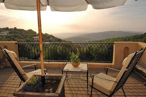 Natural landscape, View (from property/room), Balcony/Terrace, Mountain view
