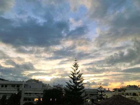 Day, View (from property/room), City view, Sunset
