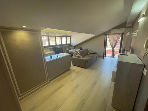 Kitchen or kitchenette, Living room, Seating area